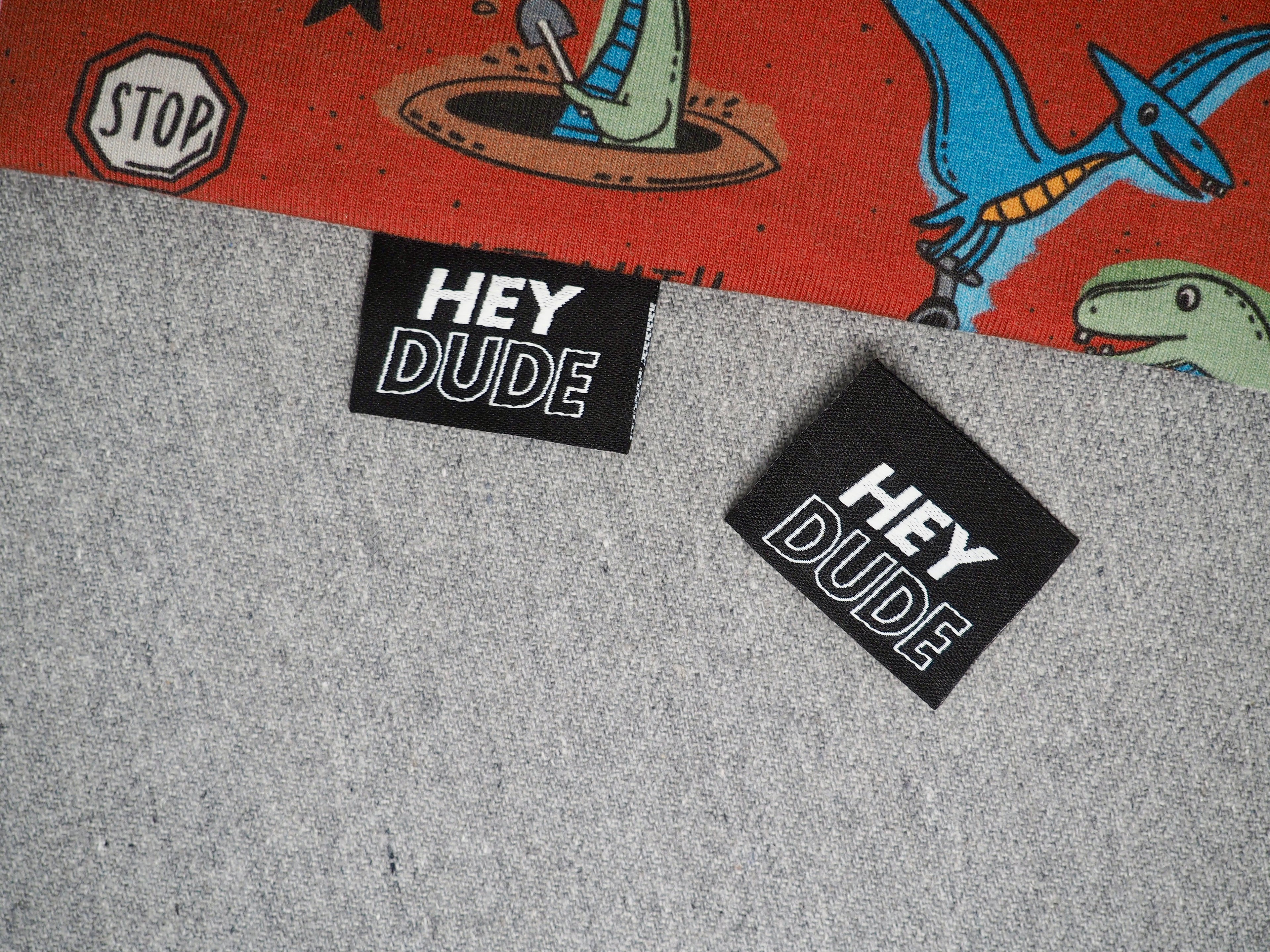 Label 'Hey dude'
