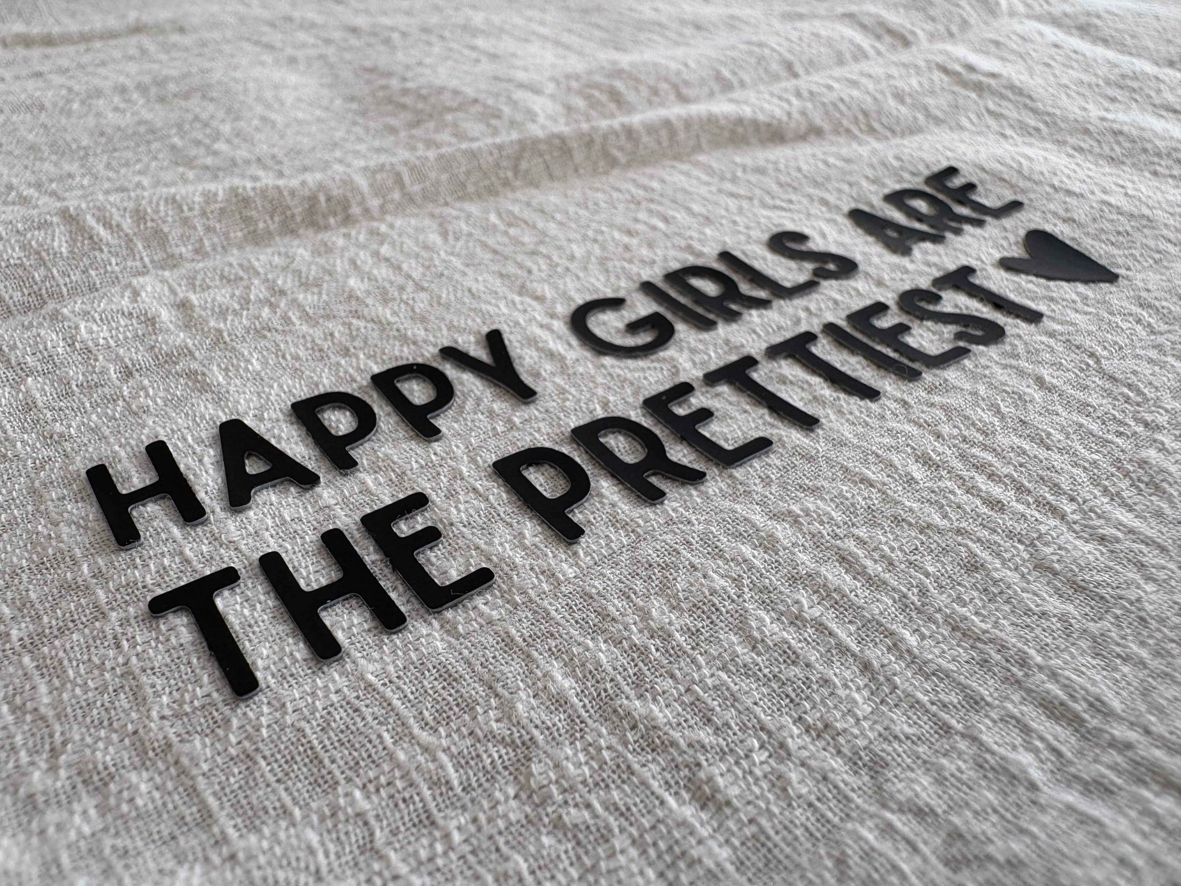 3D strijkapplicatie ‘Happy girls are the prettiest’