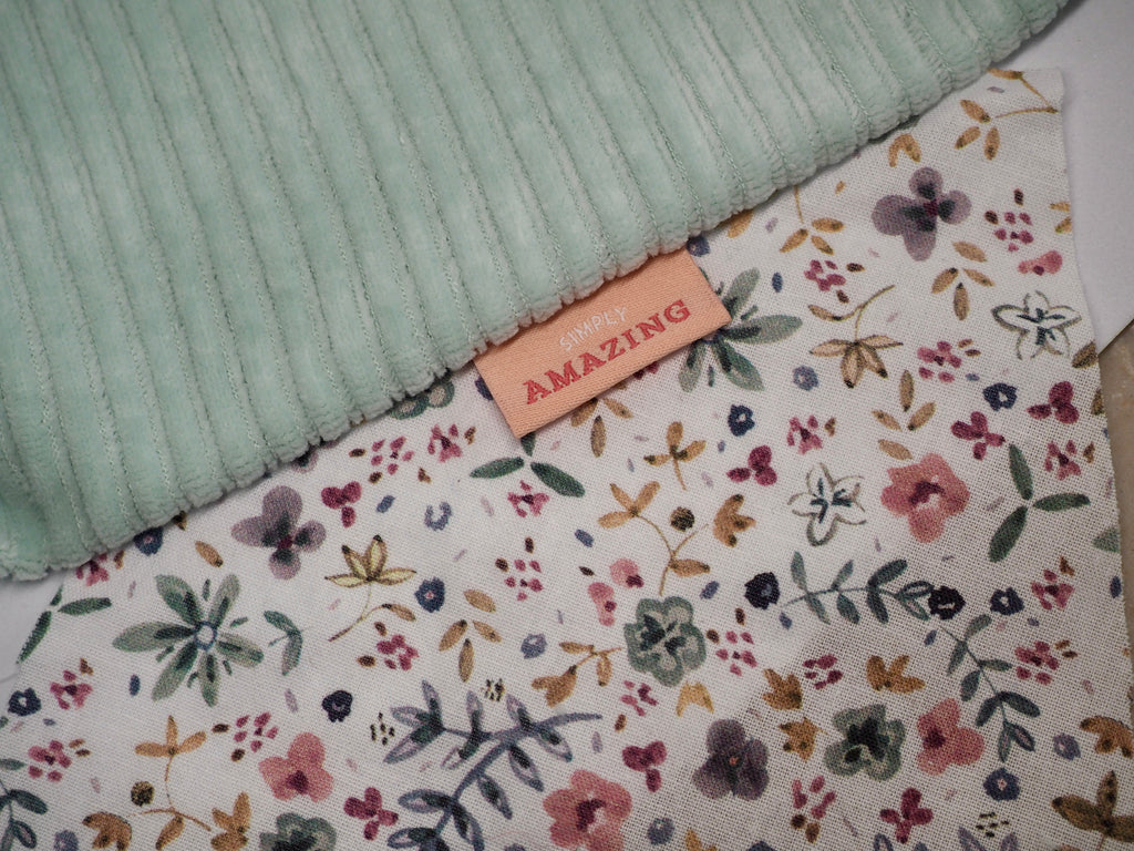 Label 'Simply amazing'