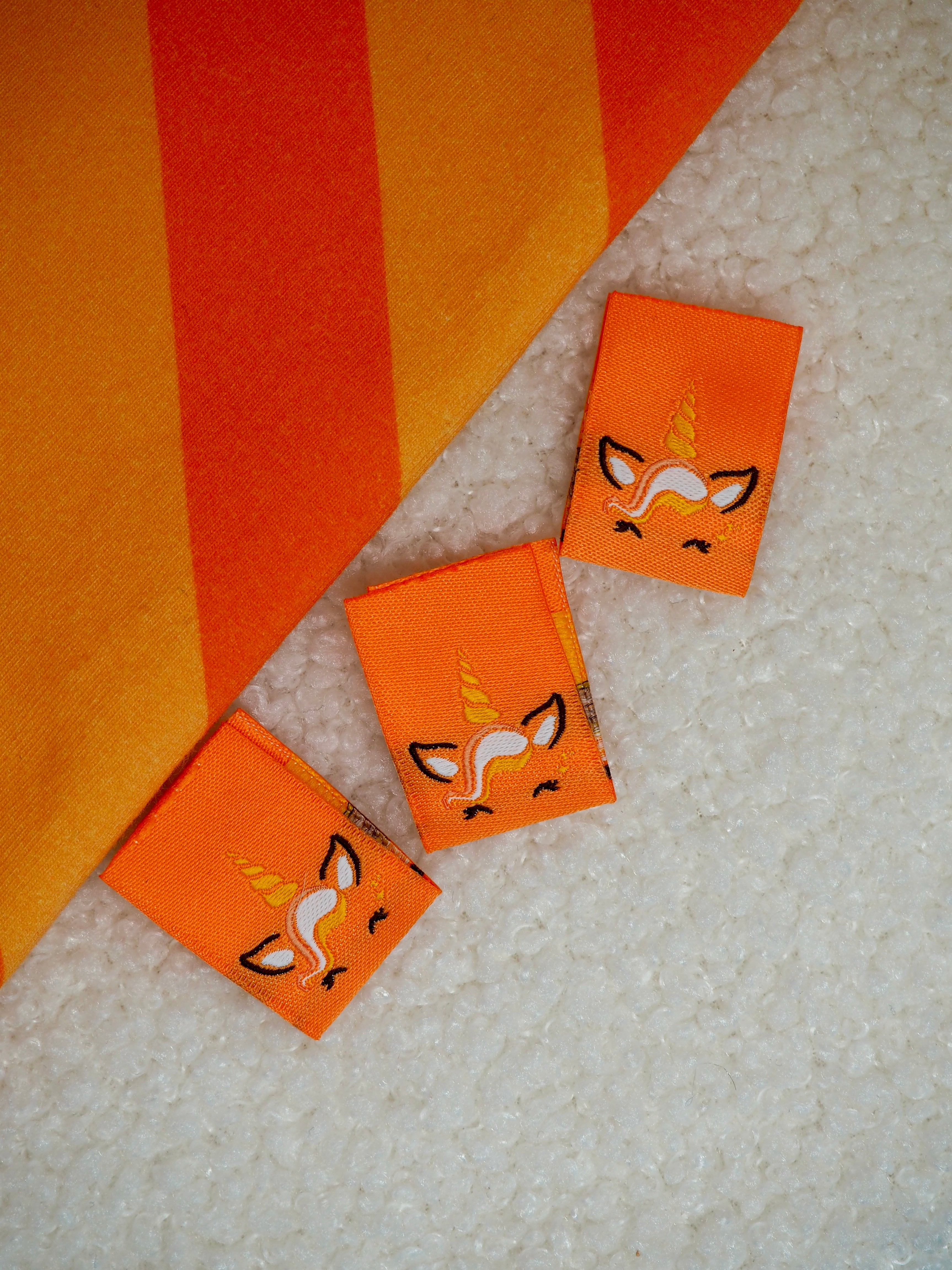 Label 'Unicorn face'